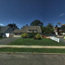 36 FOSTER LN, WESTBURY, NY 11590