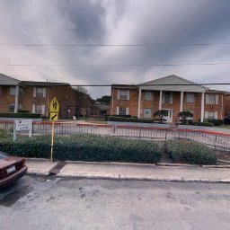8425 AHERN DR, SAN ANTONIO, TX 78216