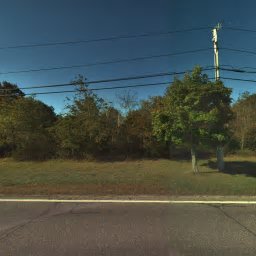 703 DOCTORS PATH, RIVERHEAD, NY 11901