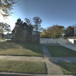 36 OAKDALE RD, ROCKVILLE CENTRE, NY 11570