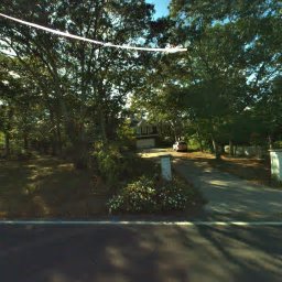4 LYNN AVE, HAMPTON BAYS, NY 11946