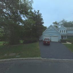 121 N COUNTRY RD, MOUNT SINAI, NY 11766