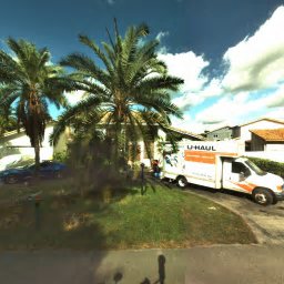 7545 N OAKMONT DR, HIALEAH, FL 33015
