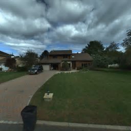 18 FLEETWOOD RD, COMMACK, NY 11725